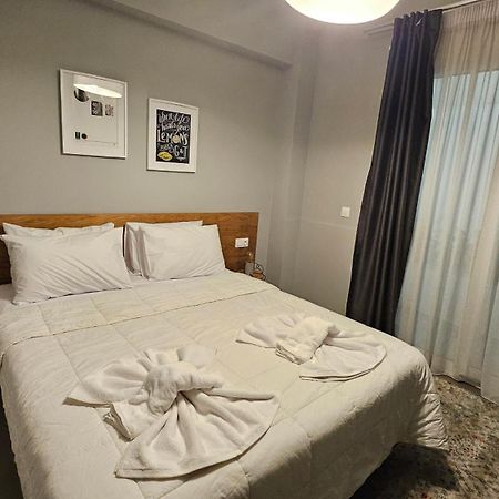 A Place 4 U Under Acropolis Apartment Athens Ngoại thất bức ảnh